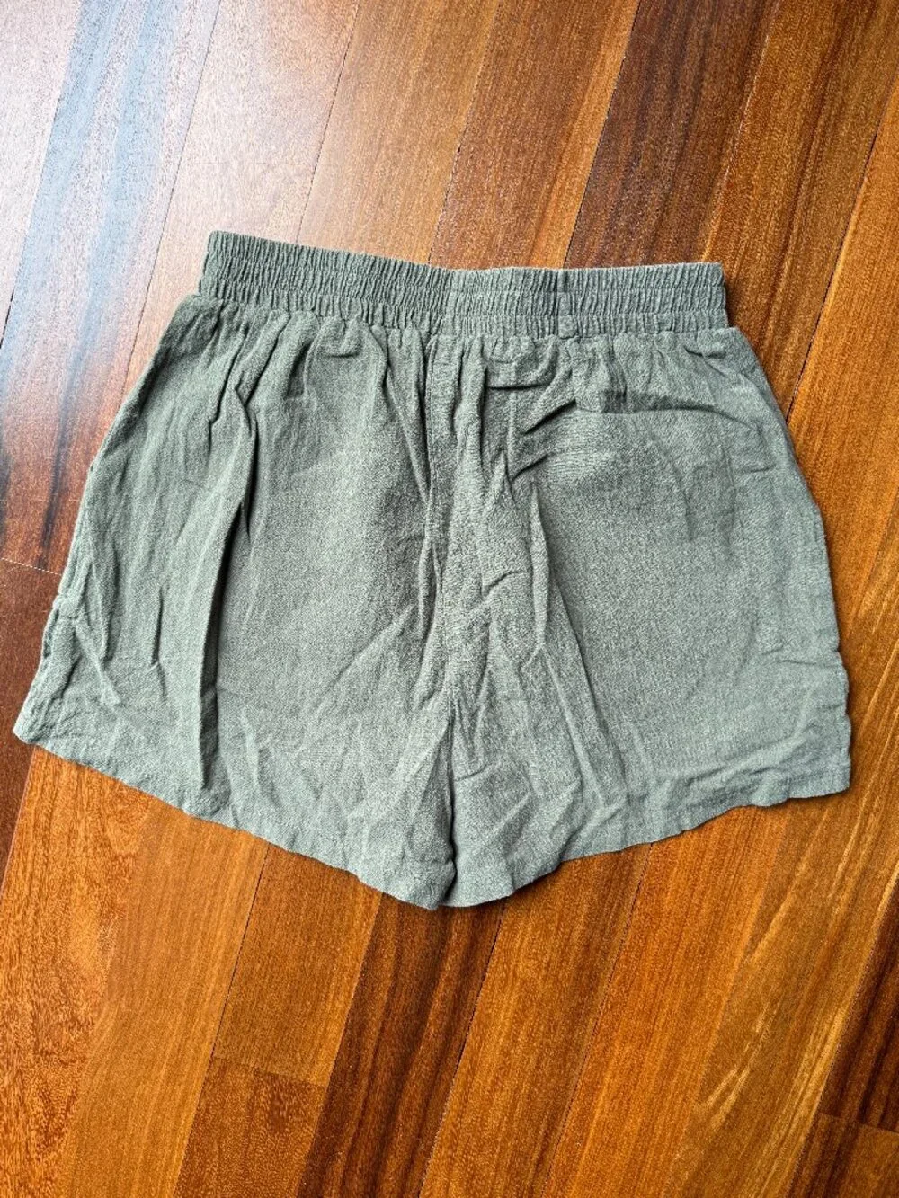 SHEIN Sz S Olive Green Elastic Waist Shorts with Pockets